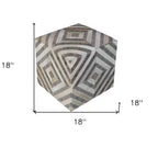HomeRoots Pouf ottoman cubique géométrique en cuir de vachette gris et beige 18 po