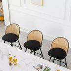 Bekrvio 29 Chaises de bar pivotantes de style Mid-Century Modern, lot de 2/3/4, tabourets de bar rembourrés en tissu bouclette avec dossier en rotin et pieds en métal pour comptoir de cuisine
