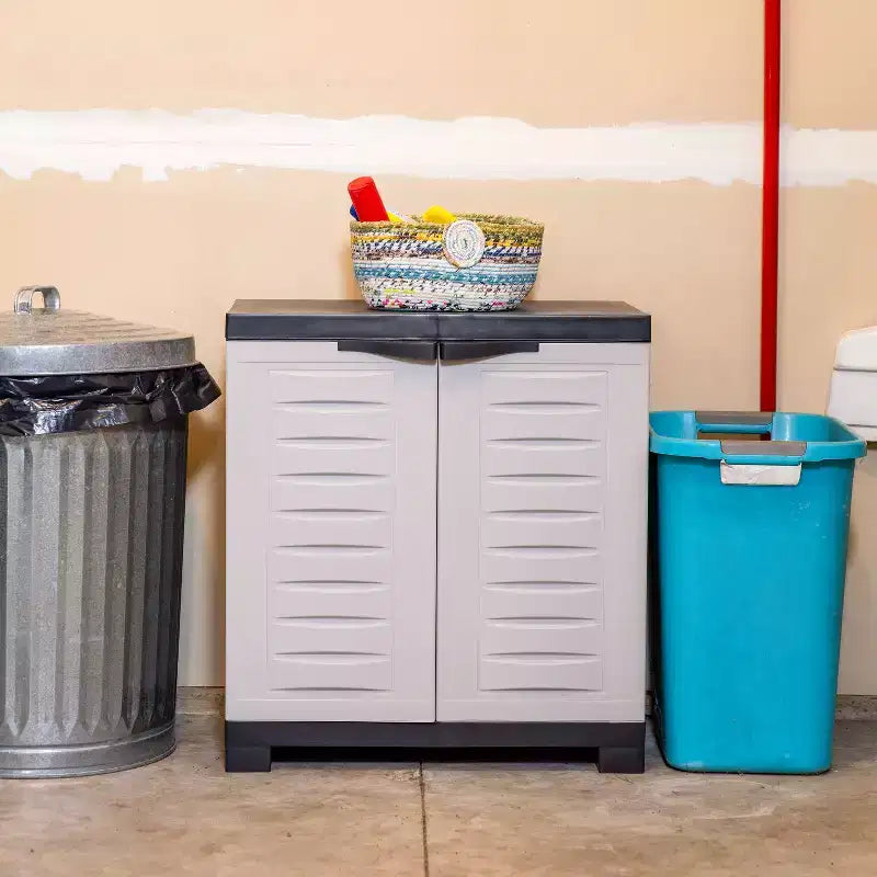 Sunnydaze Armoire de rangement polyvalente en plastique avec étagère réglable - 25.5