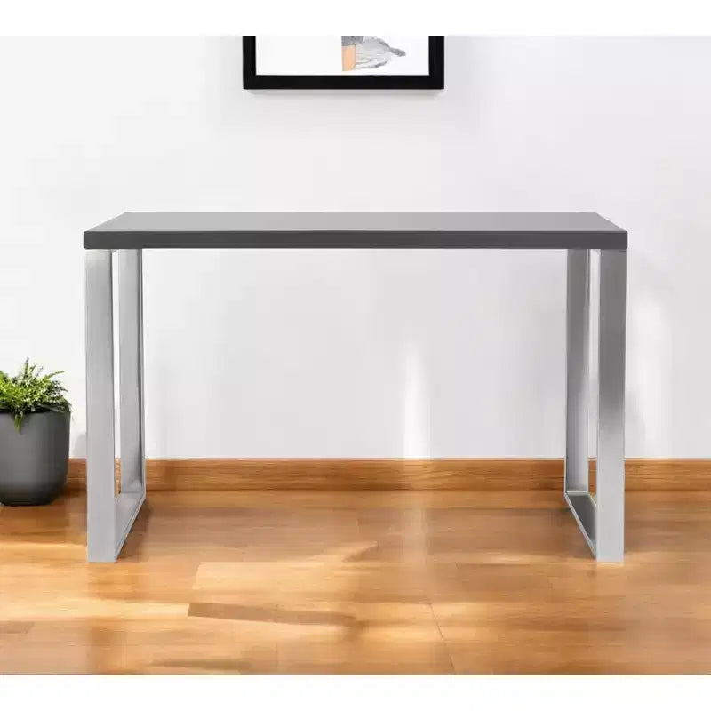 HomeRoots 47 Bureau d'écriture luge en bois gris et argenté et acier inoxydable