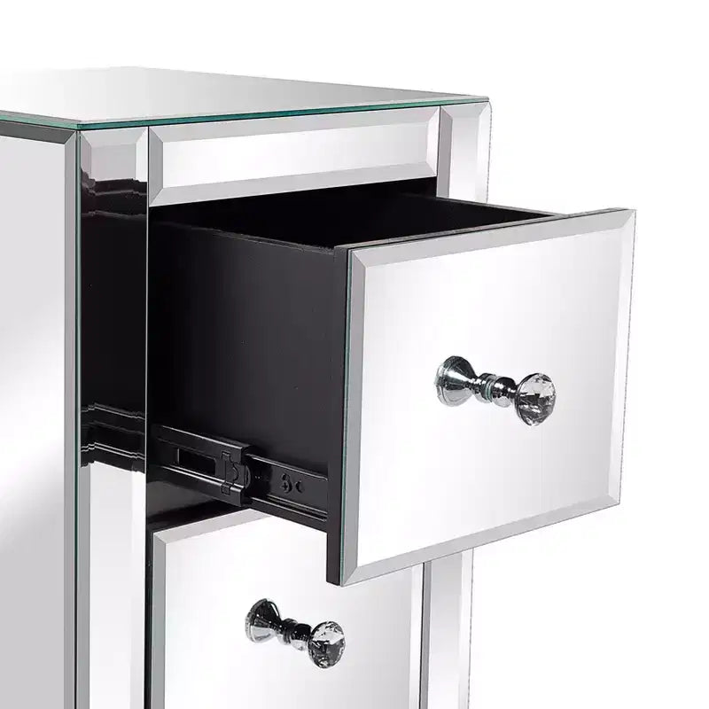 Table de chevet Karl Home en MDF argenté à 3 tiroirs de 30 cm de large