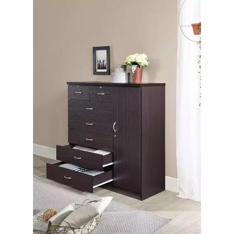 Commode jumbo HomeStock à 7 tiroirs, cinq grands tiroirs, deux petits tiroirs avec deux serrures, tringle de suspension et trois étagères, commode verticale