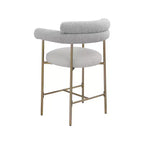 Tabourets de comptoir Meridian Furniture, Blake en tissu bouclé taupe et cuir vegan, lot de 2