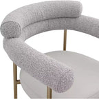 Tabourets de comptoir Meridian Furniture, Blake en tissu bouclé taupe et cuir vegan, lot de 2