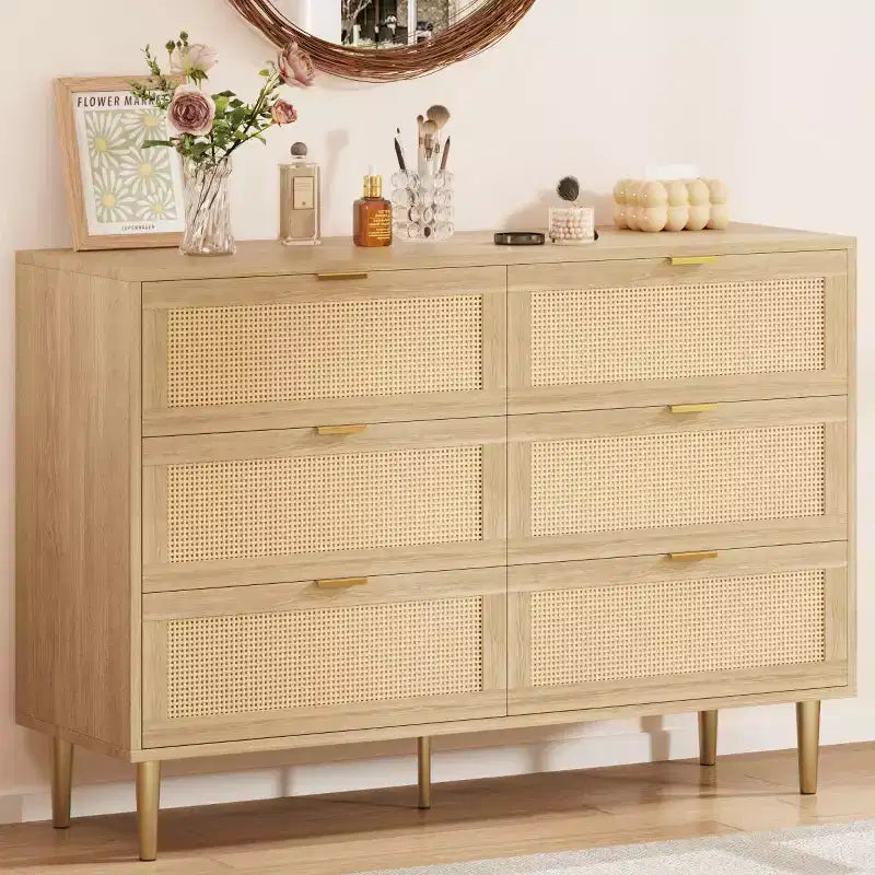 Commode TROPOW en rotin naturel à 6 tiroirs pour chambre à coucher, commode moderne avec pieds et poignées dorés, commode double large avec grand plateau