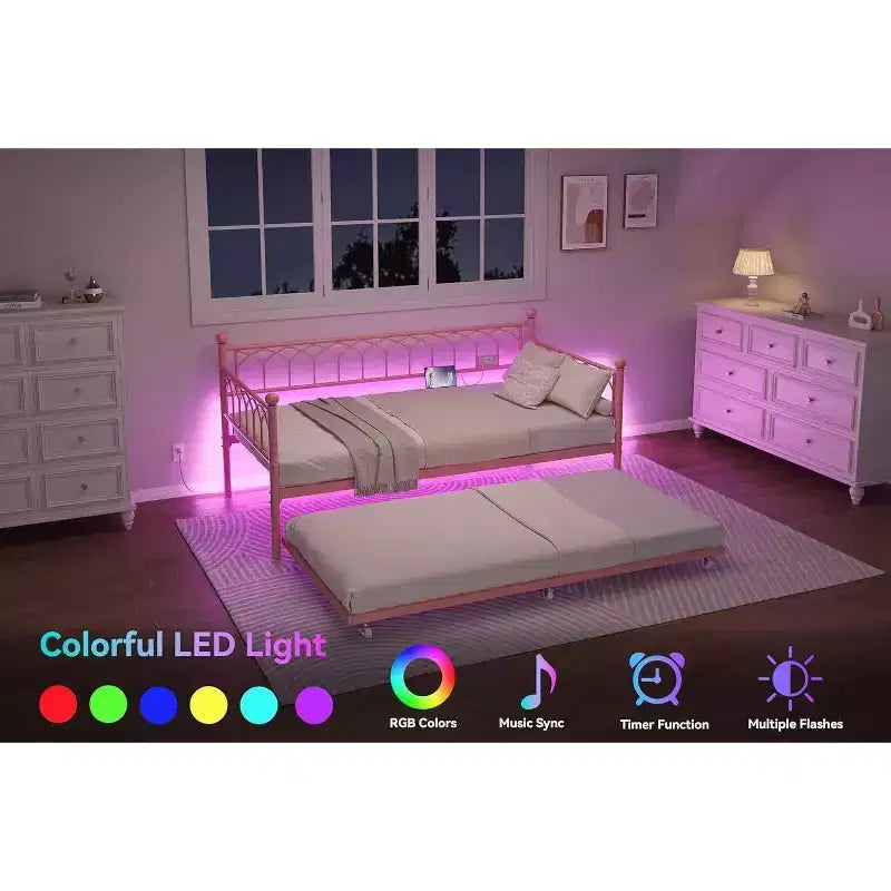 Cadre de lit plateforme en métal robuste GUSTOWAVE, avec station de recharge et lumières LED