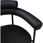 Meridian Furniture, Chaise de salle à manger Blake en cuir végétalien, Lot de 2