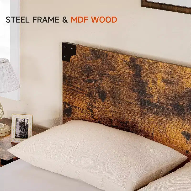 Cadre de lit plateforme industriel Acekool avec tête de lit en bois et 4 tiroirs de rangement, sommier métallique, aucun sommier tapissier requis