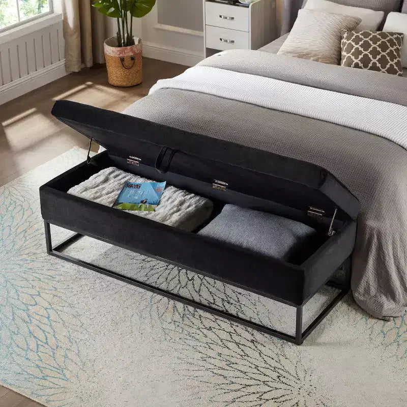 TUYOHW Banc en Velours avec Base en Métal et Rangement, Banc de Lit pour Salon, Noir