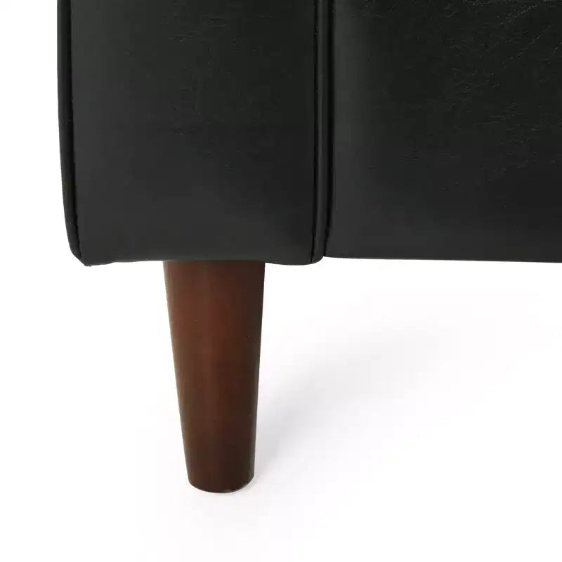 Fauteuil club capitonné contemporain en similicuir GDFStudio Hixon avec traversins