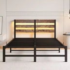 MAYEERTY Lit double en métal avec tête de lit en bois, étagère de rangement et chargeur intégré, silencieux, ne nécessite pas de sommier tapissier, marron rustique