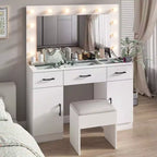 Coiffeuse blanche et son tabouret