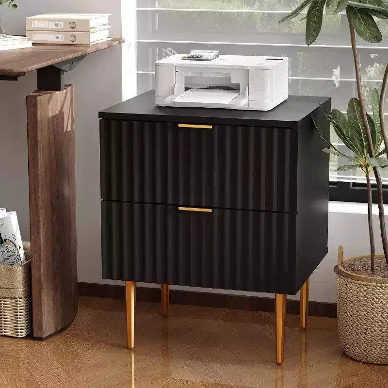 Table de chevet cannelée DobleePy avec 2 tiroirs de rangement, table de chevet moderne à base dorée pour chambre à coucher et appartement