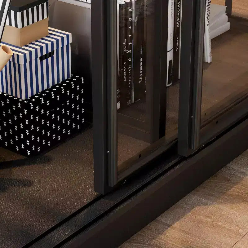 Buffet Hitow surdimensionné noir avec rangement pour vin et cuisine, portes coulissantes en verre, spots LED, grand garde-manger pour salle à manger