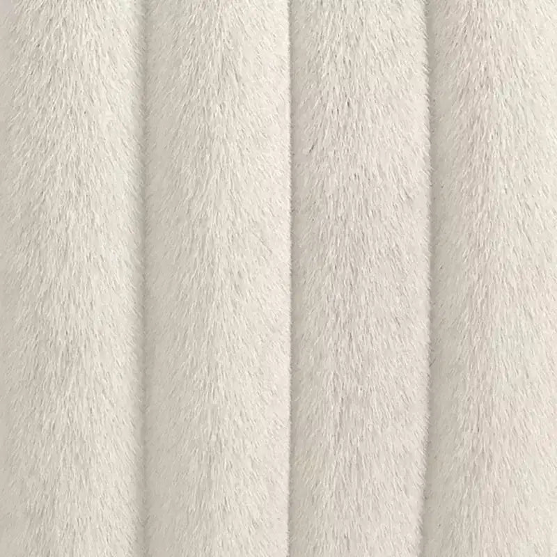 Pouf de rangement en tissu douillet Merced Plush Furry Channel - iNSPIRE Q