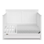 Lit de bébé convertible 5-en-1 Graco Hadley avec tiroir