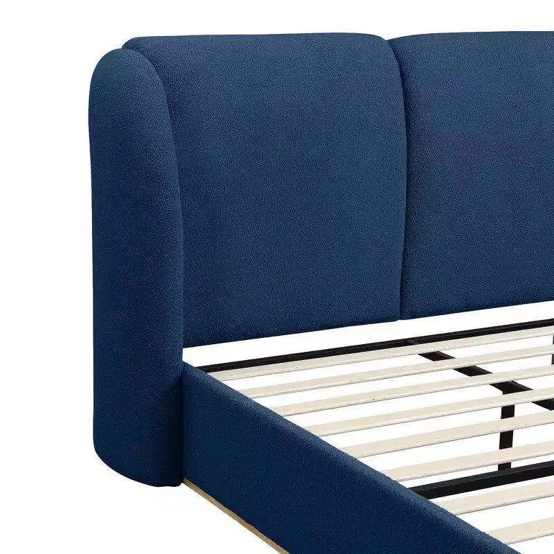 Lit plateforme moderne Whisen King avec tête de lit double oreiller, rembourré, tissu bouclé doux, design latéral ailé, lattes en bois massif
