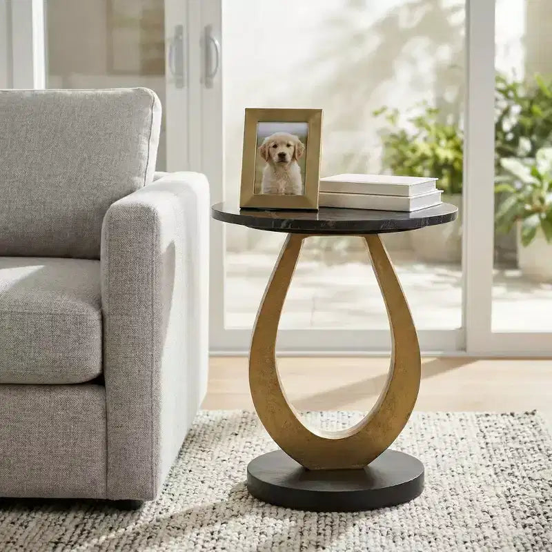 Table basse et d'appoint ronde pour petits espaces - Design à base incurvée avec plateau en bois pour la décoration du salon, de la chambre et de la maison - 22, doré et noir