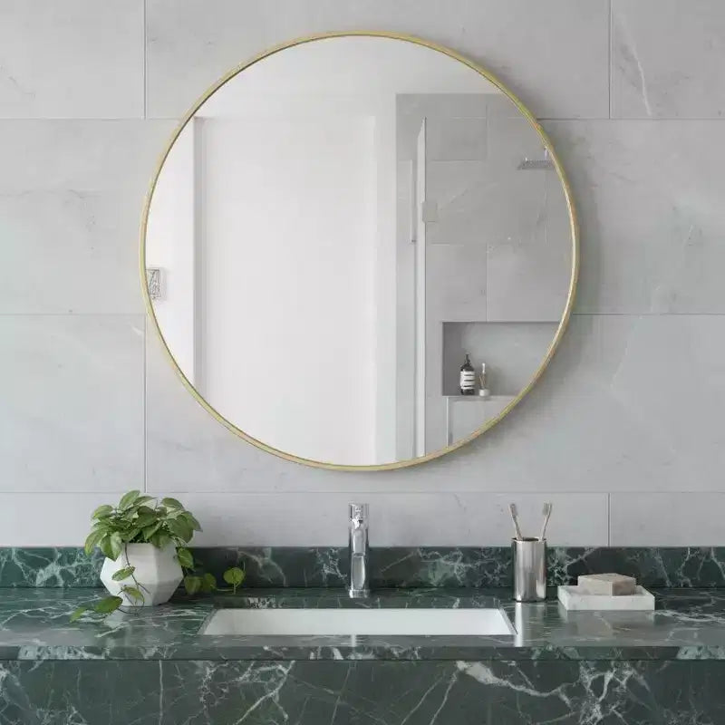 Miroir de vanité de salle de bain HomeRoots 20 encadré en métal doré et rond