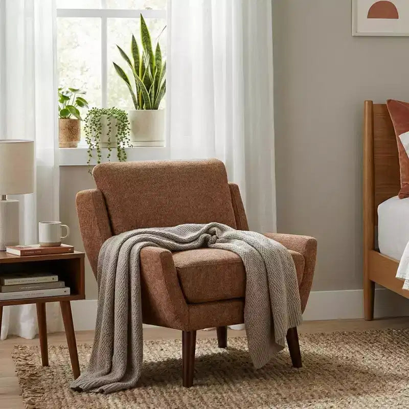Chaise d'appoint contemporaine rembourrée en chenille Harper de GDFStudio