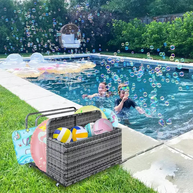 Rangement flottant pour piscine extérieure avec roues, panier organisateur de piscine en rotin PE imperméable, bac de rangement roulant pour patio, chariot de rangement de piscine en osier durable