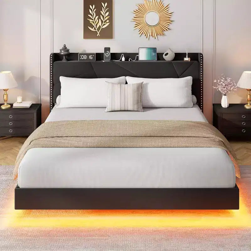 Cadre de lit plateforme flottant GustoWave rembourré avec lumières LED et station de recharge