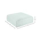 Meridian Furniture Pouf en tissu performant Shaggy Corduroy
