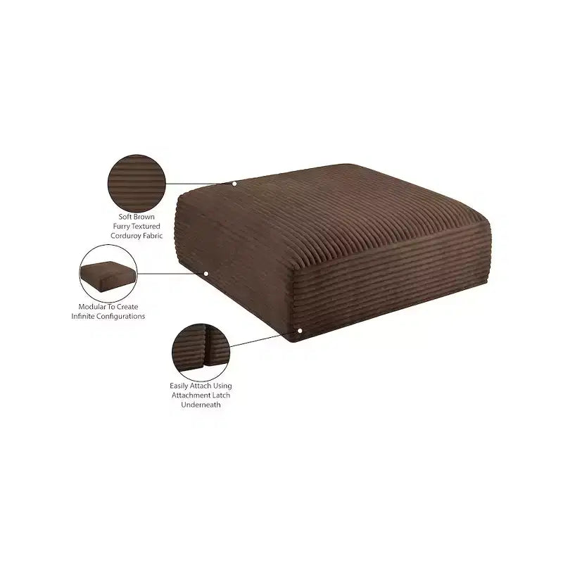 Meridian Furniture Pouf en tissu performant Shaggy Corduroy