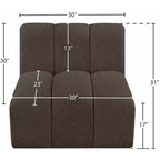 Chaise droite en tissu bouclé Arc Meridian Furniture