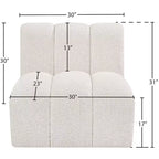 Chaise droite en tissu bouclé Arc Meridian Furniture