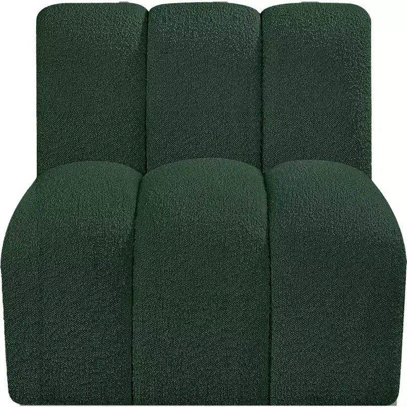 Chaise droite en tissu bouclé Arc Meridian Furniture