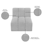 Chaise droite en tissu bouclé Arc Meridian Furniture