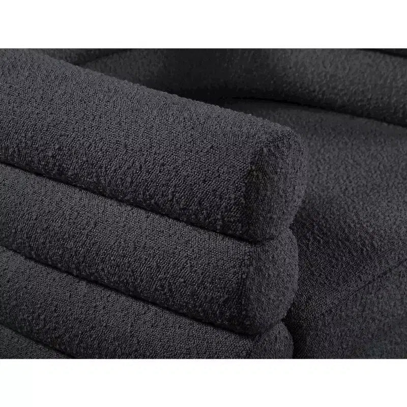Meridian Furniture Chaise en tissu bouclé Tessa