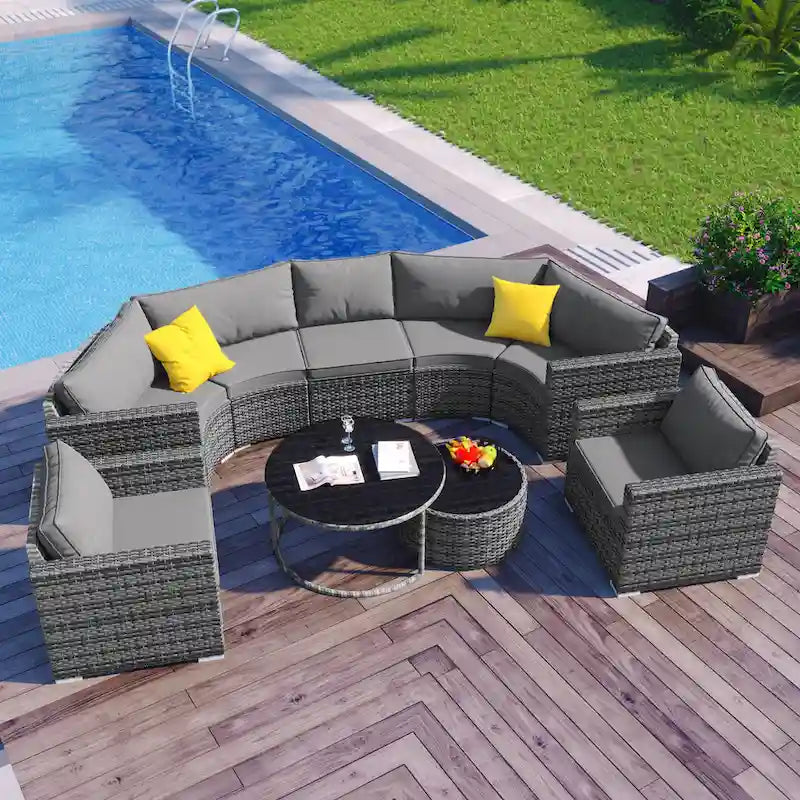 Ensemble de patio demi-lune 9 pièces avec table gigogne et fauteuils