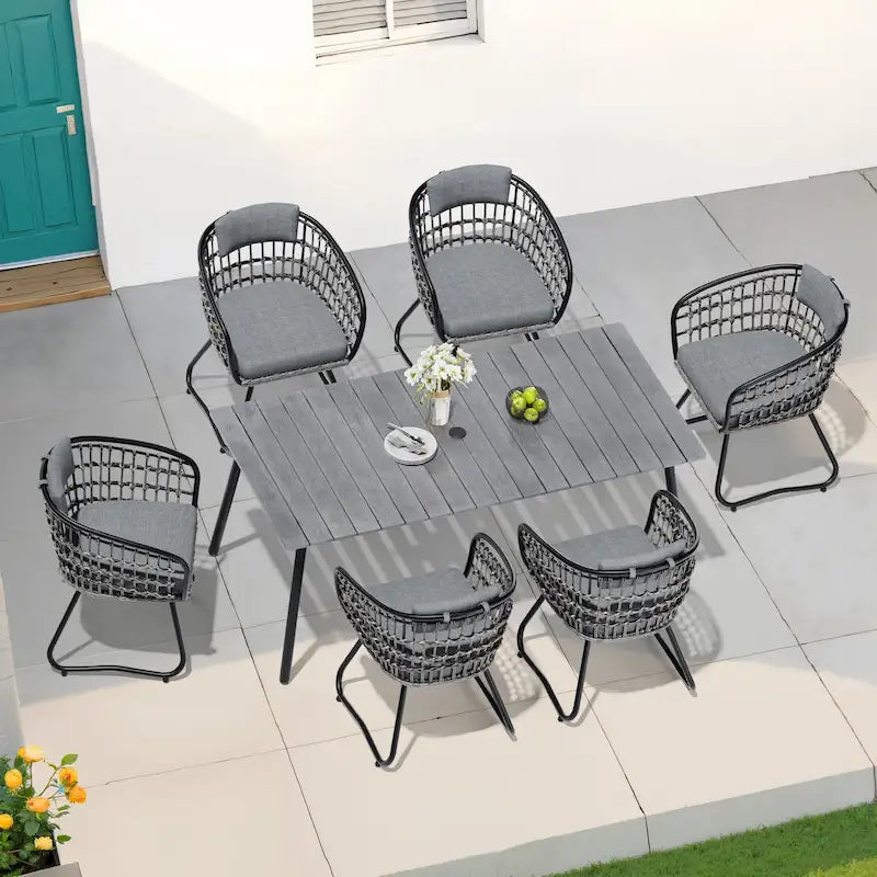 Ensemble de 7 pièces : Table à manger d'extérieur en aluminium et chaises de salle à manger en rotin synthétique