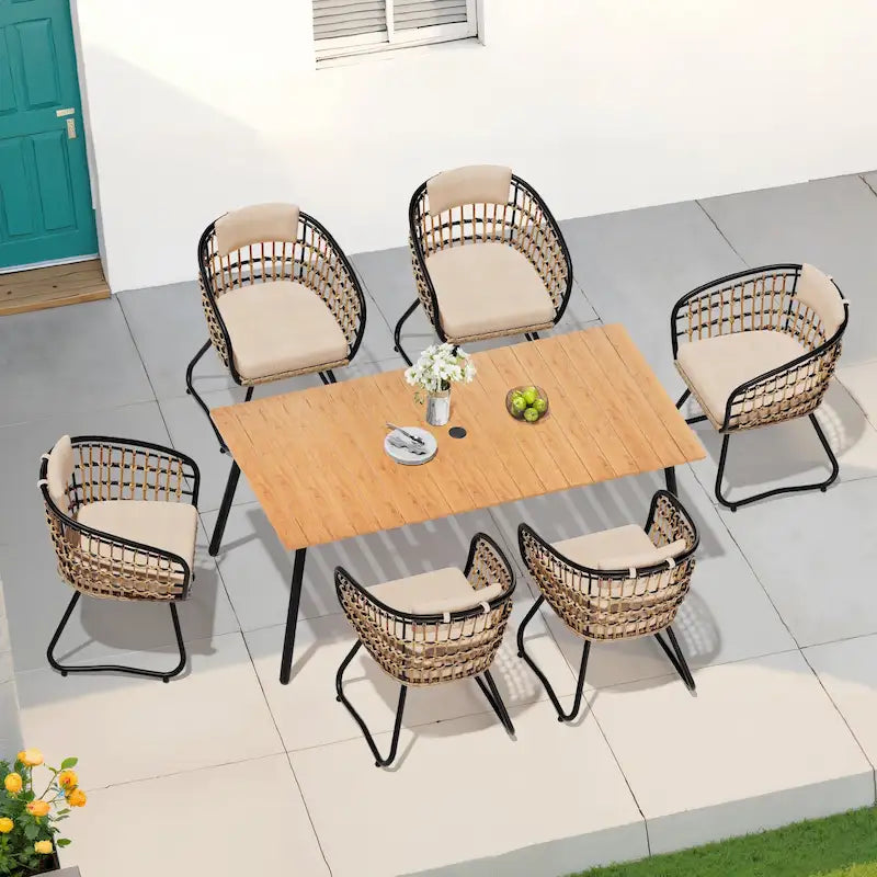 Ensemble de 7 pièces : Table à manger d'extérieur en aluminium et chaises de salle à manger en rotin synthétique