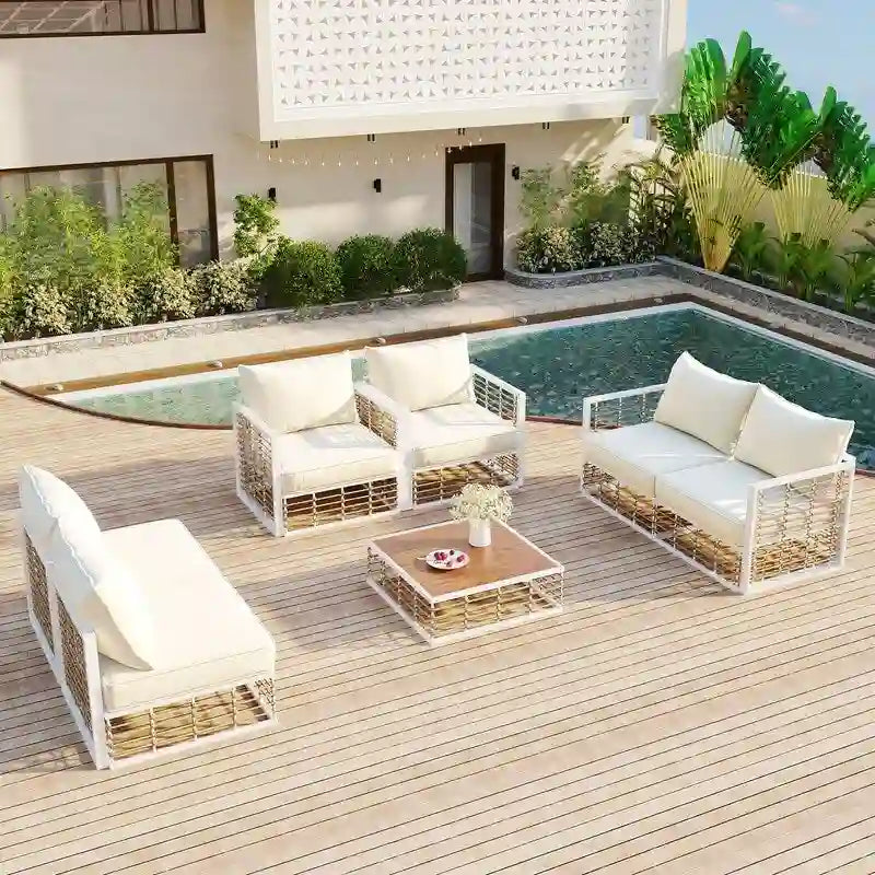 Ensemble de sectionnel d'extérieur contemporain de 7 pièces en métal, mobilier de patio tout temps avec coussins moelleux et table basse.