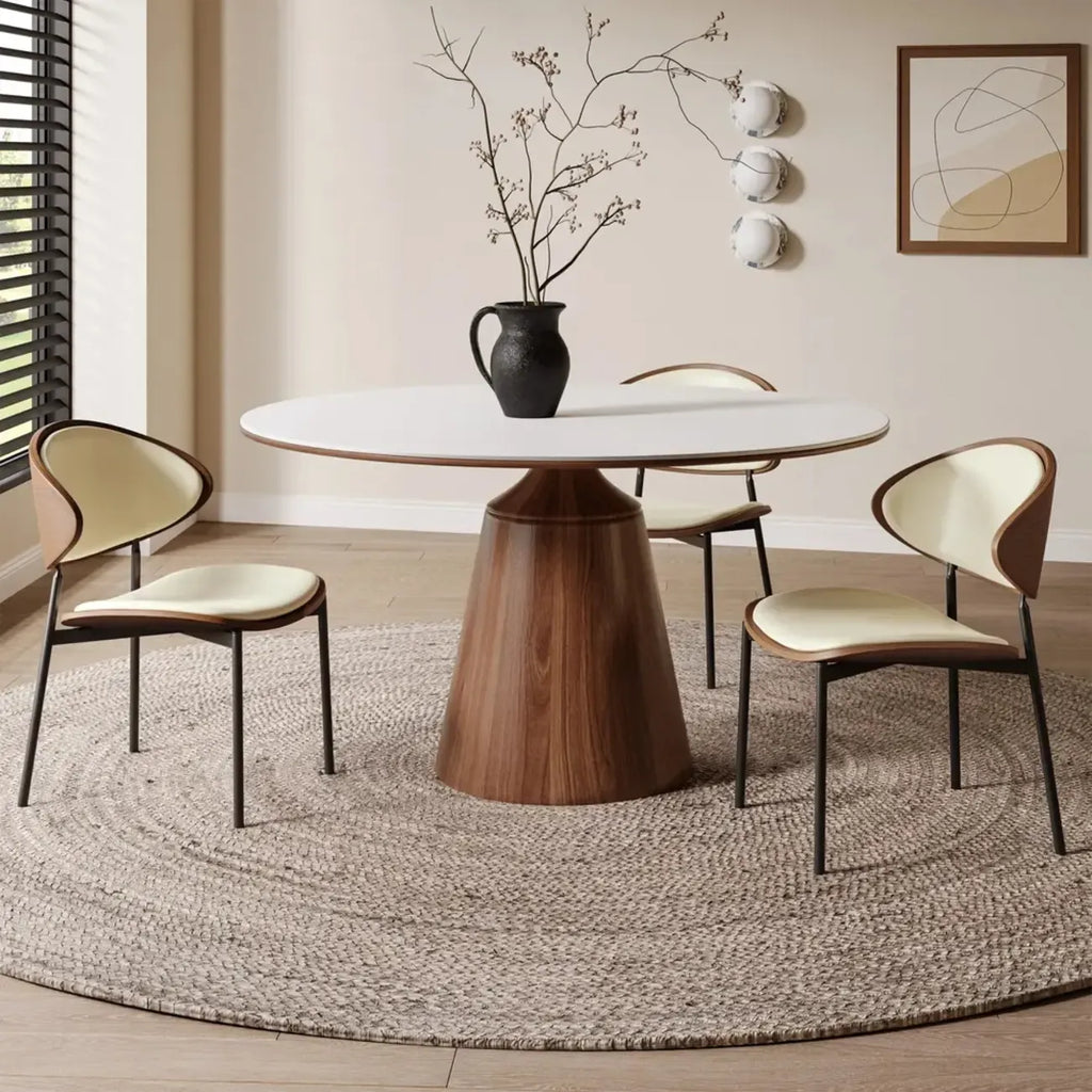 Chaise de salle à manger à dossier incurvé en cuir noir