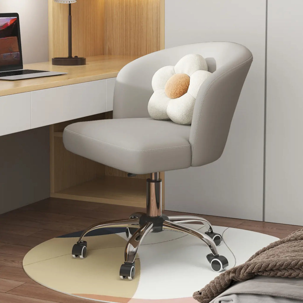 Fauteuil de bureau pivotant élégant en cuir orange