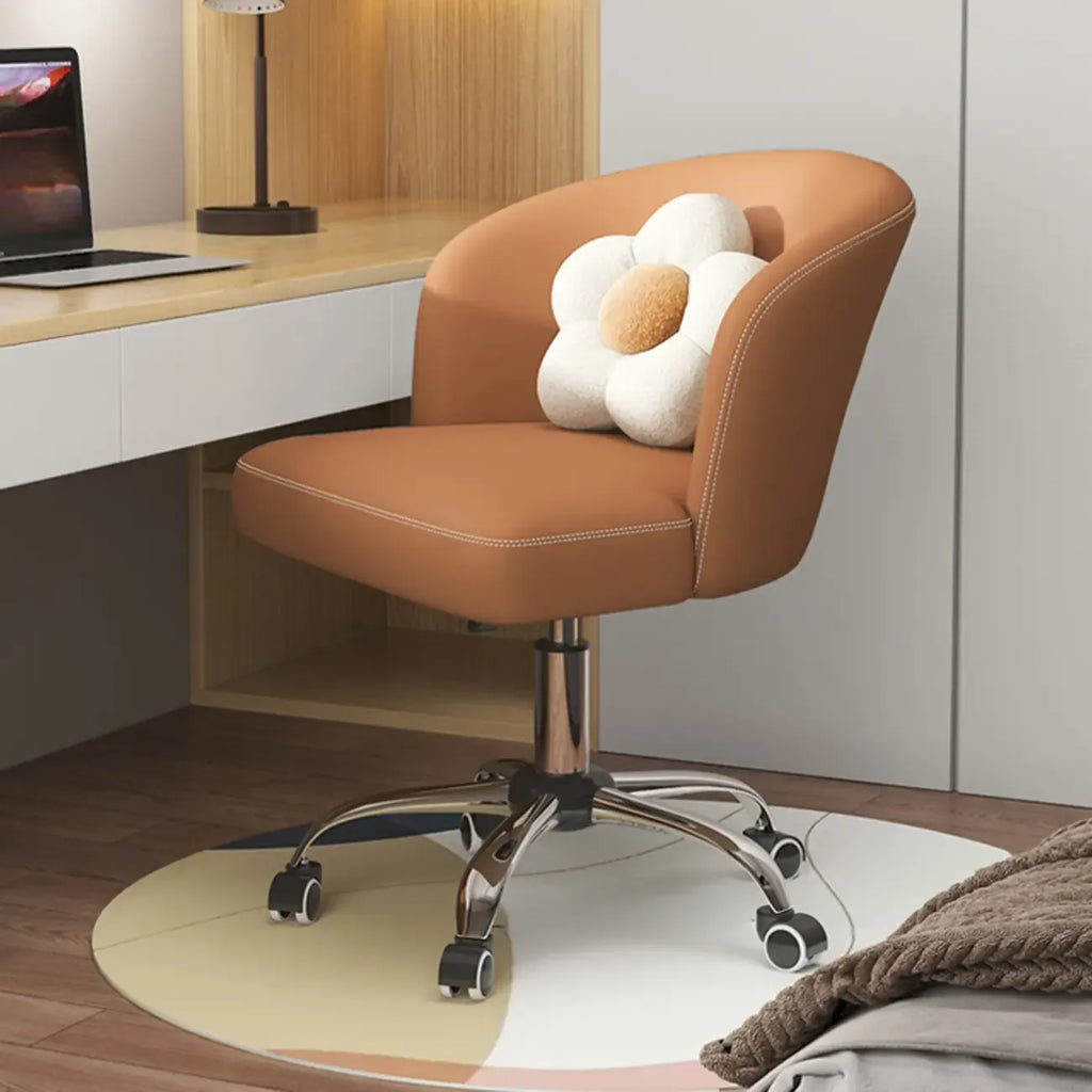 Fauteuil de bureau pivotant élégant en cuir orange