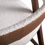 HOMES: Inside + Out Lot de 2 chaises de salle à manger Pearlcrest Mid-Century Modern en tissu bouclé, noyer