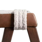 HOMES: Inside + Out Lot de 2 chaises de salle à manger Pearlcrest Mid-Century Modern en tissu bouclé, noyer
