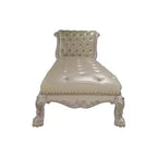 Chaise longue de Dresde 82" en similicuir et finition blanc cassé - Acme Furniture : garniture élégante à clous, cadre en bois, entretien par essuyage sec