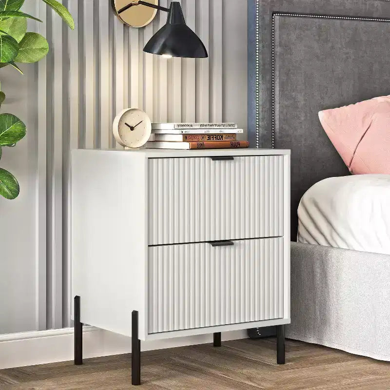 Table de chevet Festivo à 2 tiroirs blanc cassé : style scandinave, forme carrée moderne, construction en MDF