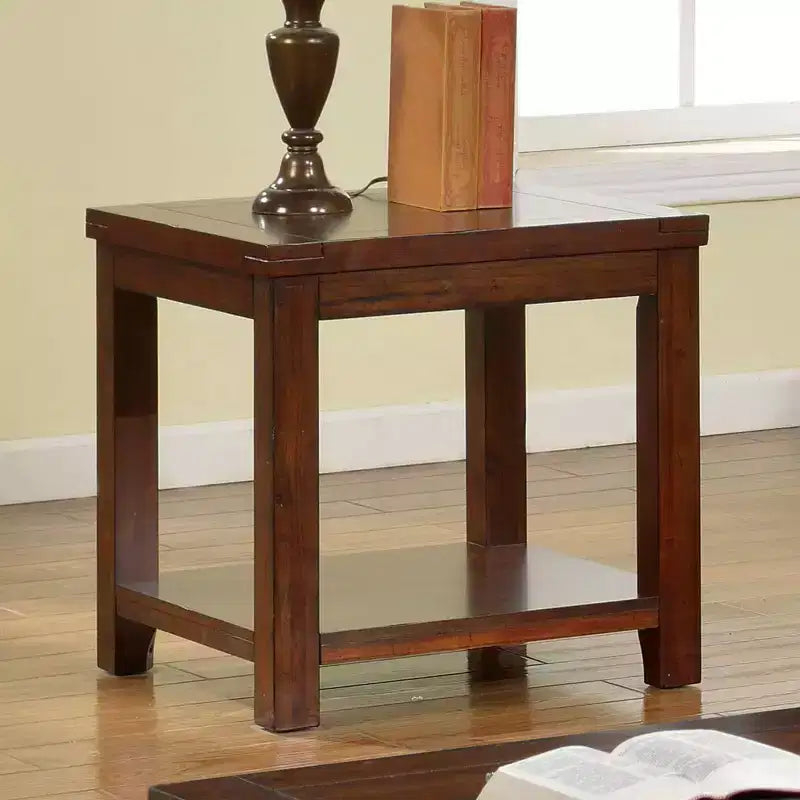 Table d'appoint Gelena cerise foncée - miBasics : Étagère de rangement moderne, Meuble de salon transitionnel
