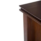 Table basse Barrie 57 po, brun roux - WyndenHall : Rangement moderne en pin, forme rectangulaire