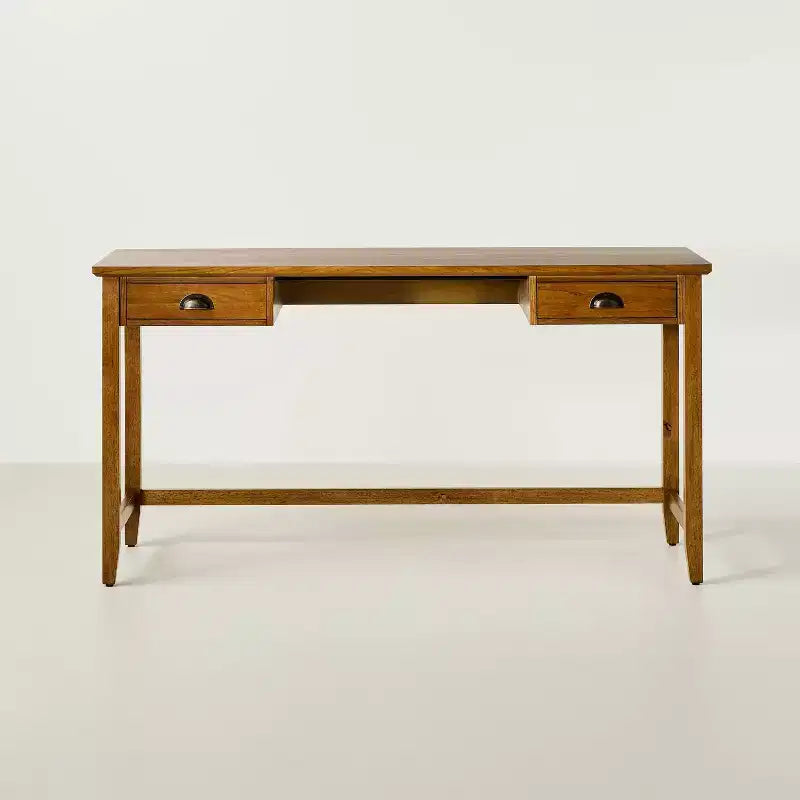 Bureau rectangulaire à 2 tiroirs - Chêne brun - Hearth & Hand™ avec Magnolia