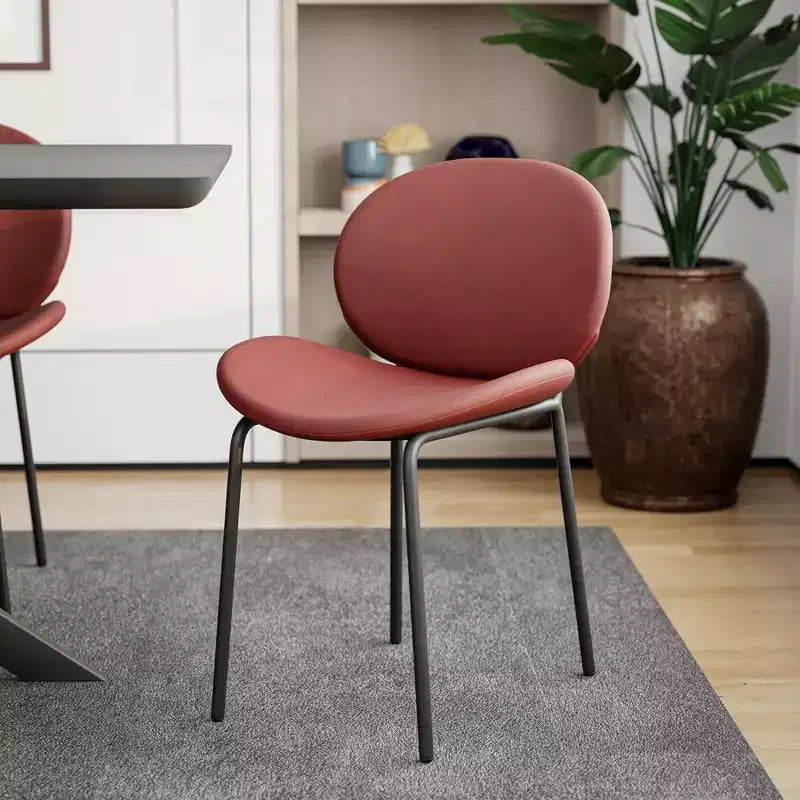 Chaise de salle à manger moderne LeisureMod Servos – Siège en cuir synthétique rembourré avec dossier incurvé et pieds en métal, confortable pour cuisine, salle à manger, café