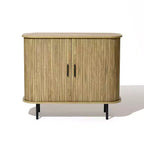 LuxenHome Buffet avec armoire de rangement, armoire d'appoint moderne du milieu du siècle à 2 portes de 35 pouces avec portes coulissantes à lattes et étagère, chêne