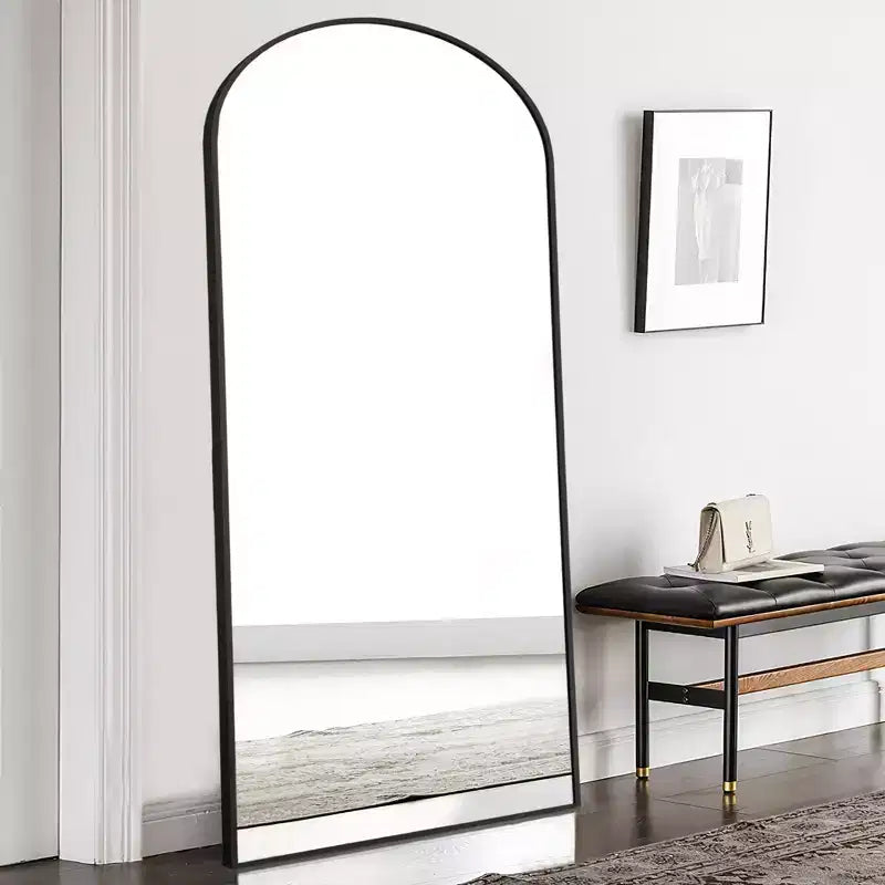 Miroir décoratif mural arqué à cadre métallique moderne Dovelina